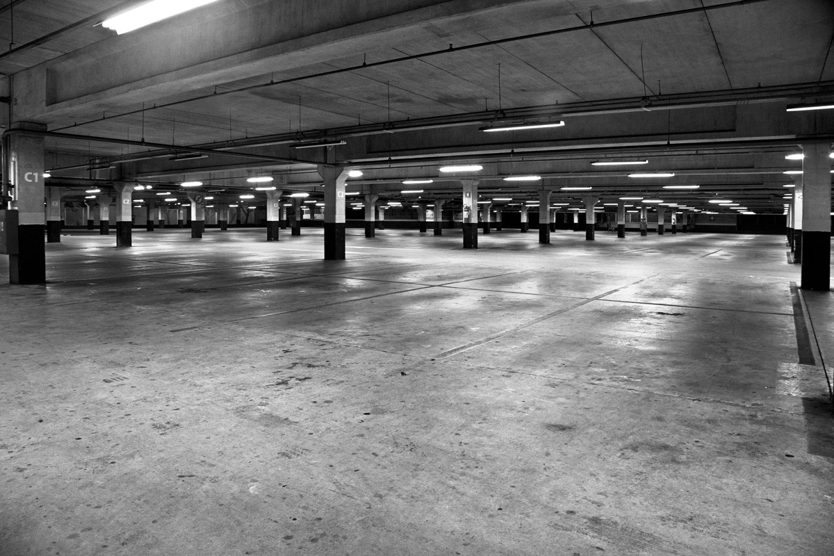  车库感应灯安装间距,地下车库专用感应灯安装要求